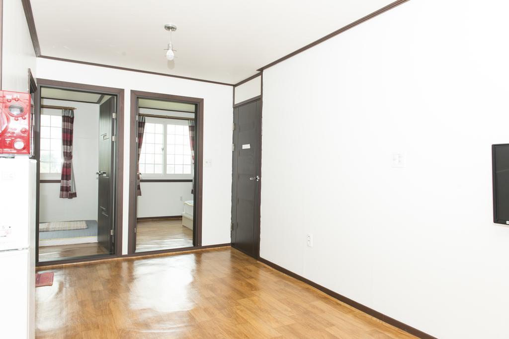 Healing House Villa Seogwipo Exterior photo